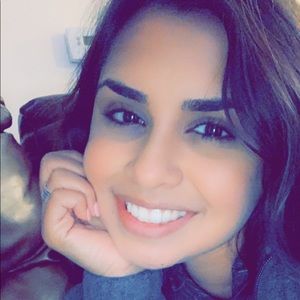 Meet your Posher, Delaine